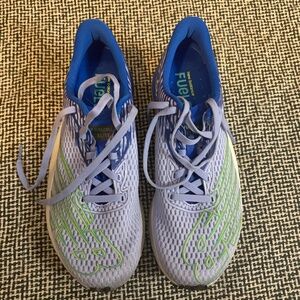 New Balance Fuelcell Size 8.5